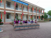 Học sinh Trường THCS Thanh Bình chào đón năm học mới