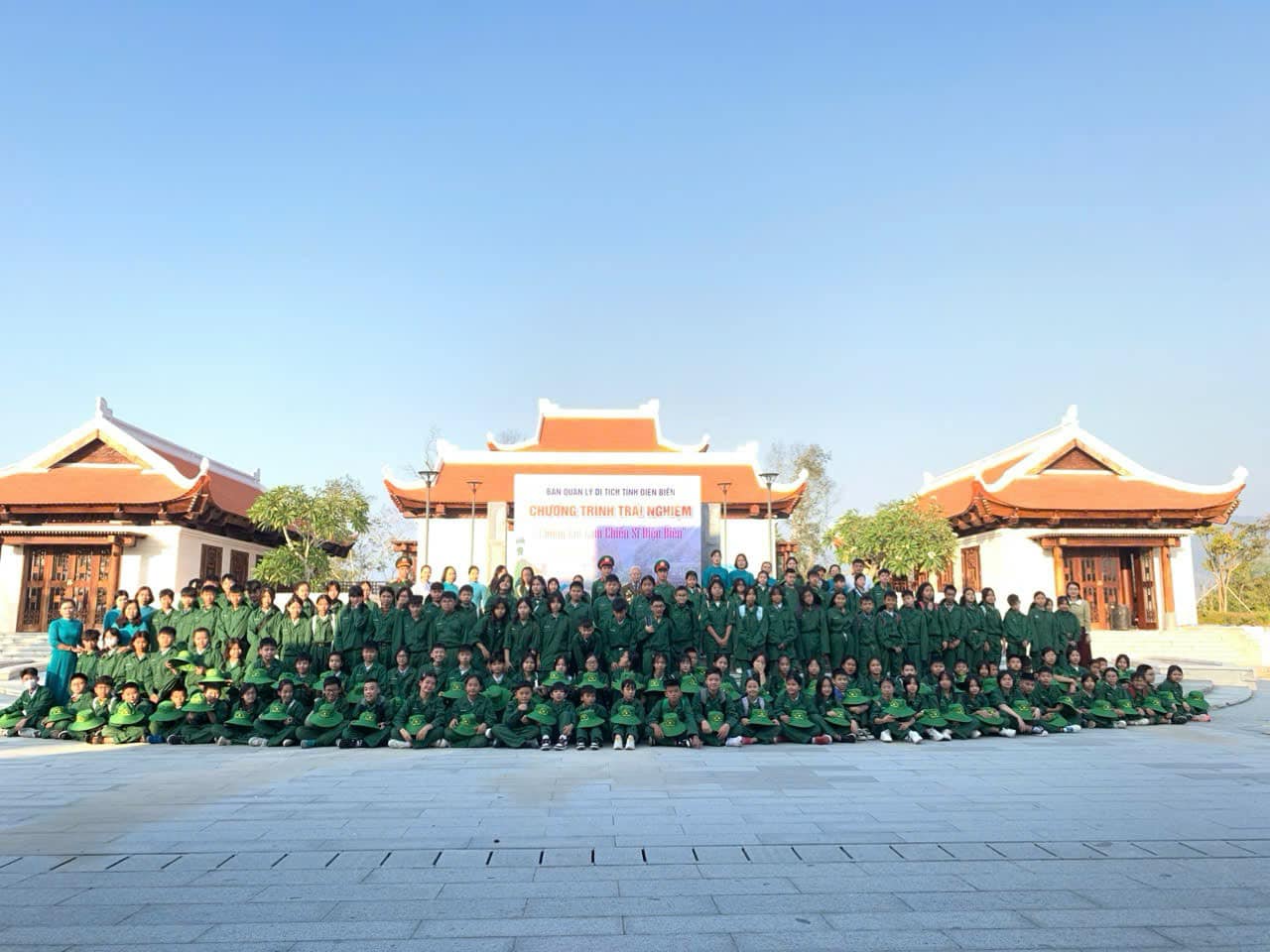 Trường THCS Thanh Bình tổ chức hoạt động trải nghiệm “Chúng em làm chiến sĩ Điện Biên” năm 2023 cho học sinh khối 6+7