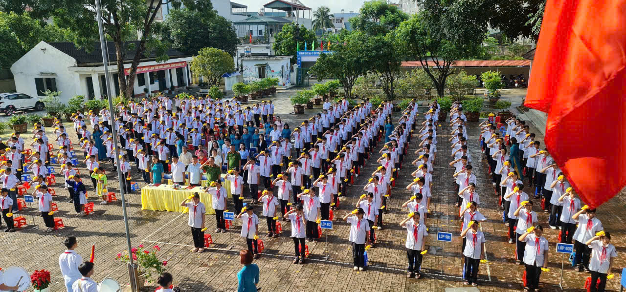 Trường THCS Thanh Bình (Thành phố Điện Biên Phủ): Tưng bừng Lễ khai giảng năm học mới 2024 - 2025